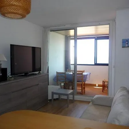 Apartment Renove 50m De La Avec Parking, 4 Pers, - Fr-1-782-29 *