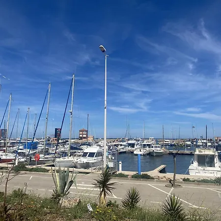 Renove 50m De La Avec Parking, 4 Pers, - Fr-1-782-29 Apartment Le Barcares